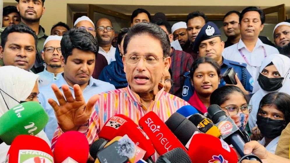 ম্যানেজিং কমিটিতে অর্ধশিক্ষিত নয়,শিক্ষাক্ষেত্রে অবদান রাখা ব্যক্তিদের অগ্রাধিকার: শিক্ষামন্ত্রী