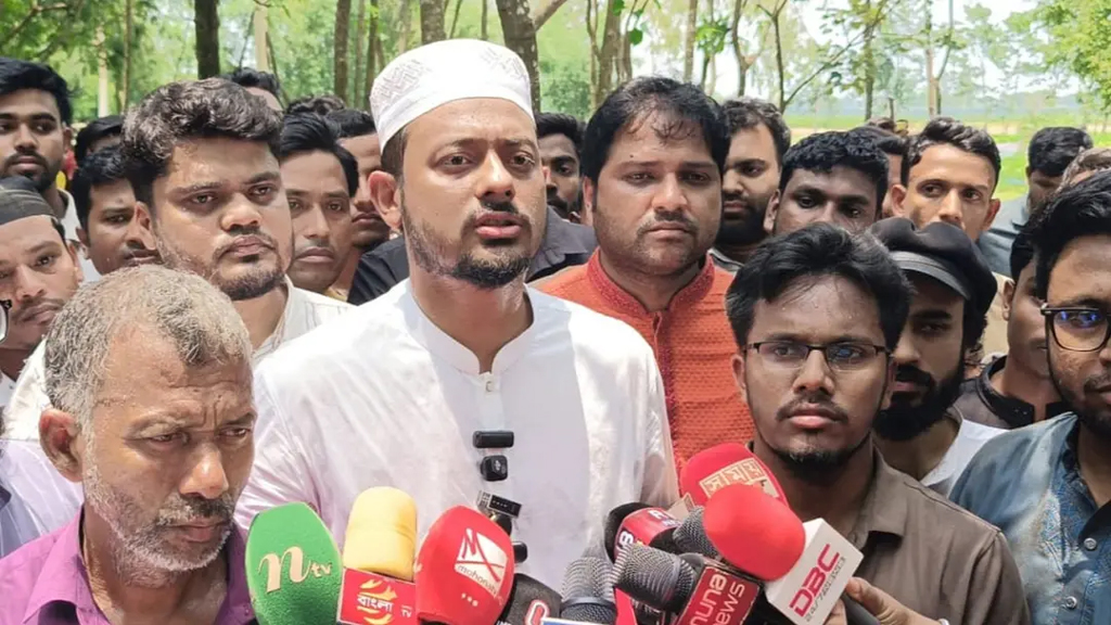 সীমান্ত হত্যা চলতে থাকলে স্বরাষ্ট্রমন্ত্রীর পদত্যাগ করা উচিত: নাসীরুদ্দীন পাটওয়ারীর