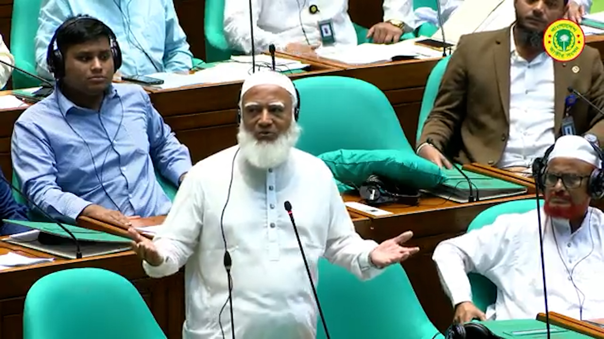 বিল উত্থাপন নিয়ে বিরোধ, সংসদ থেকে জামায়াতের ওয়াকআউট
