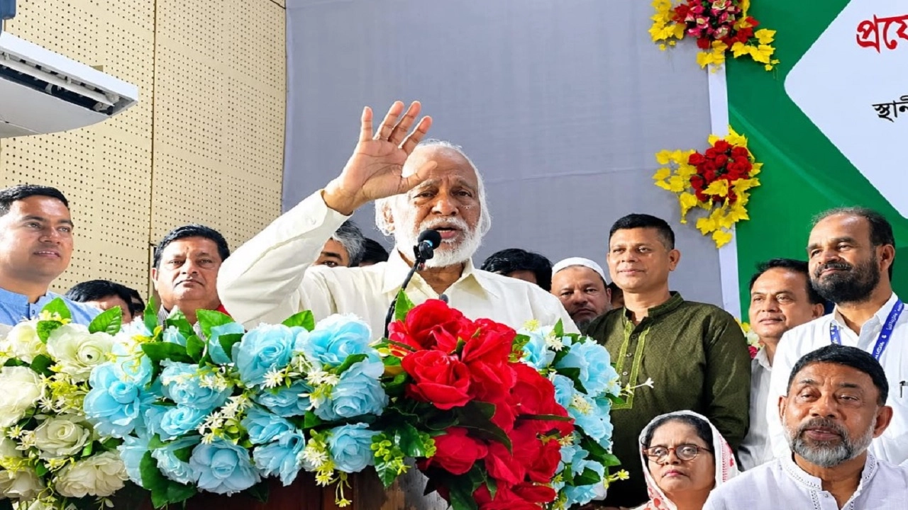শিক্ষা নিয়ে কোনো হেলাফেলা বা ছেলেখেলা করা যাবে না: মঈন খান